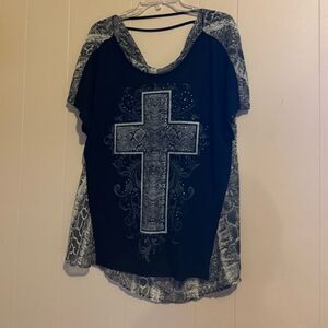 HYBRID Women Plus 2x Black and‎ Cross  snake skin Top semi sheer Goth Swifty